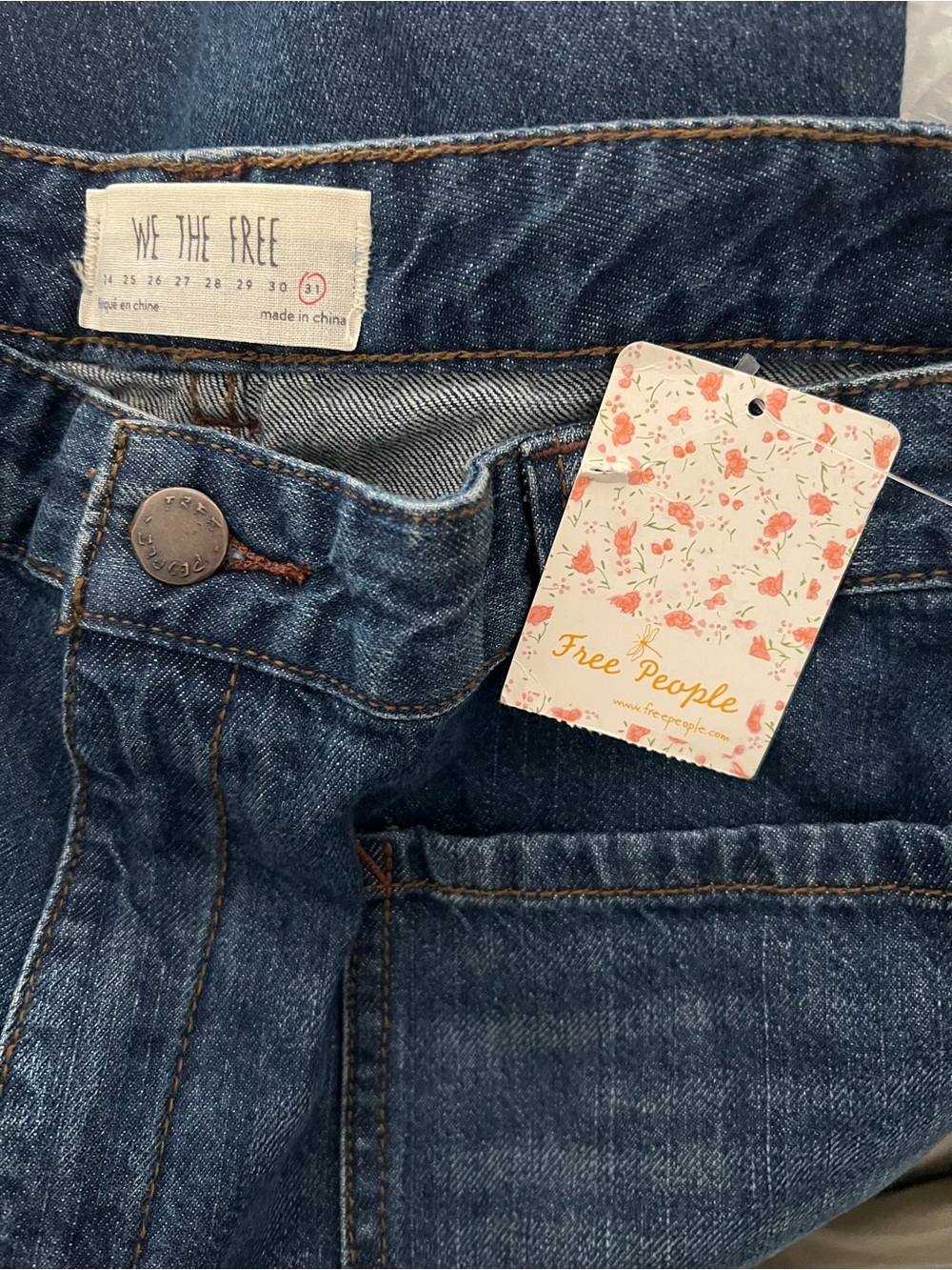 Free People we the Free Wide-Leg Cropped Jeans in Dark Blue Denim Sz 31 NEW - Picture 5 of 11